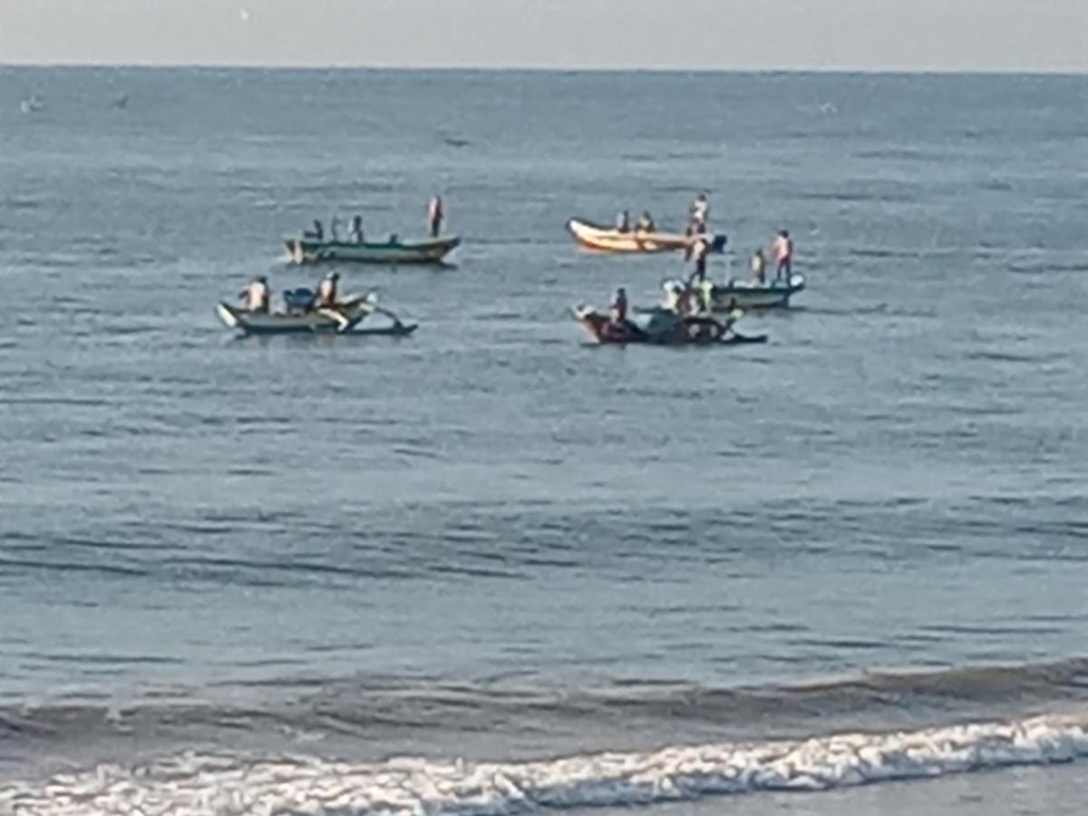 Himana Beach Rest Matara Ngoại thất bức ảnh