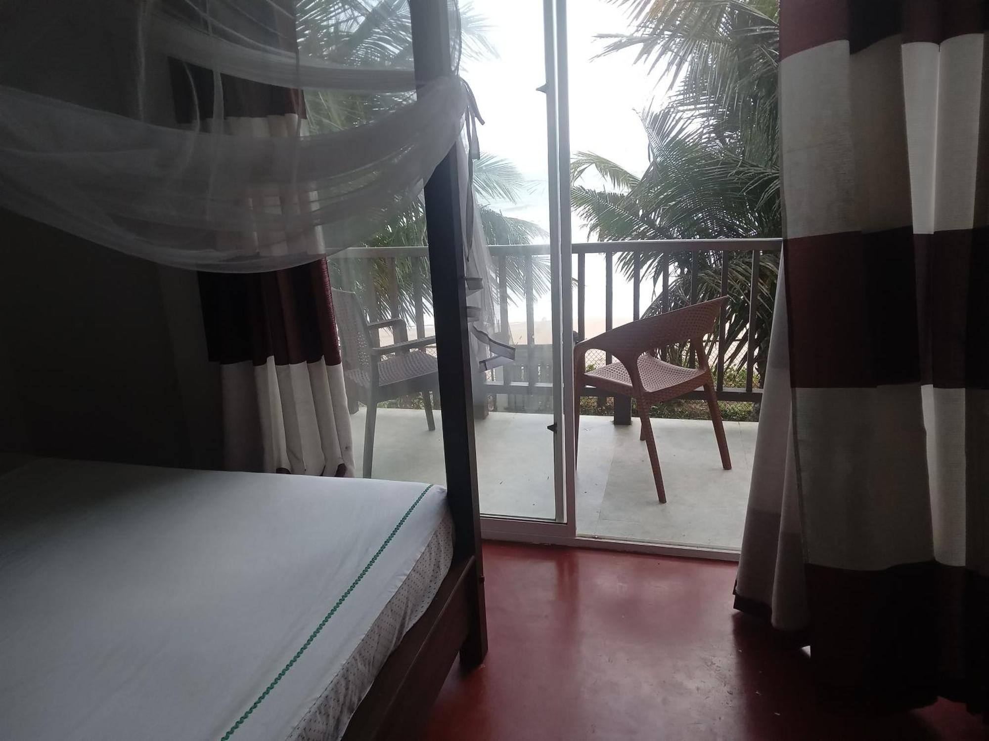 Himana Beach Rest Matara Ngoại thất bức ảnh