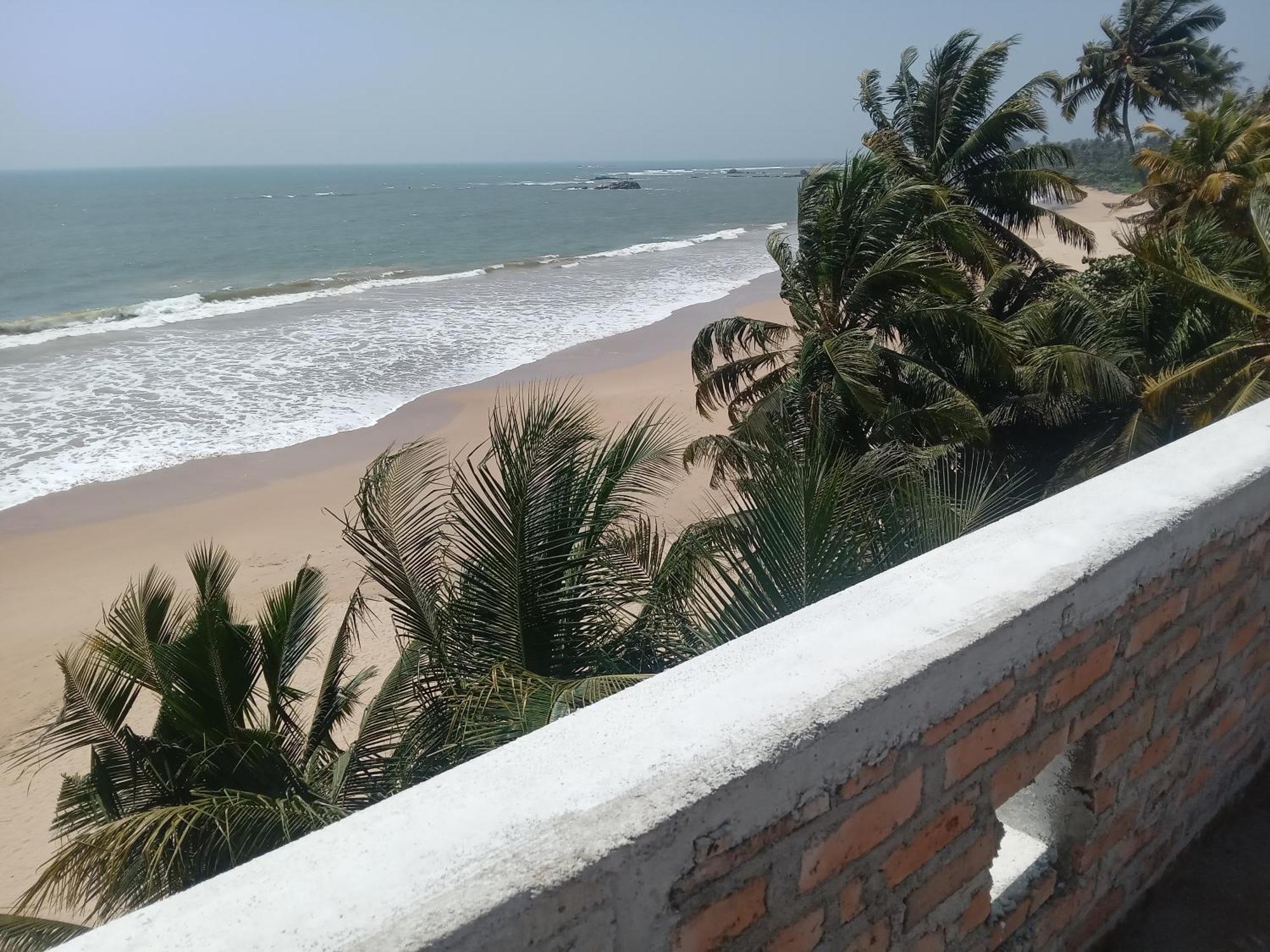 Himana Beach Rest Matara Ngoại thất bức ảnh